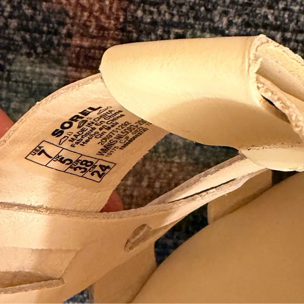 sorel dayspring slingback leather sandal in honey white black - Picture 3 of 5